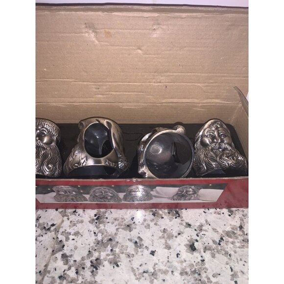 Home for the Holidays Vintage Santa Sliver Metal Napkin Rings Holders Set Of 4 - Picture 5 of 9